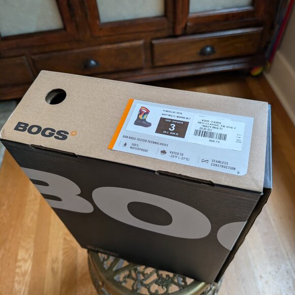 NIB Bogs Kids Neo-Classic Tie-Dye Boots, US Size 3 - Picture 9 of 9